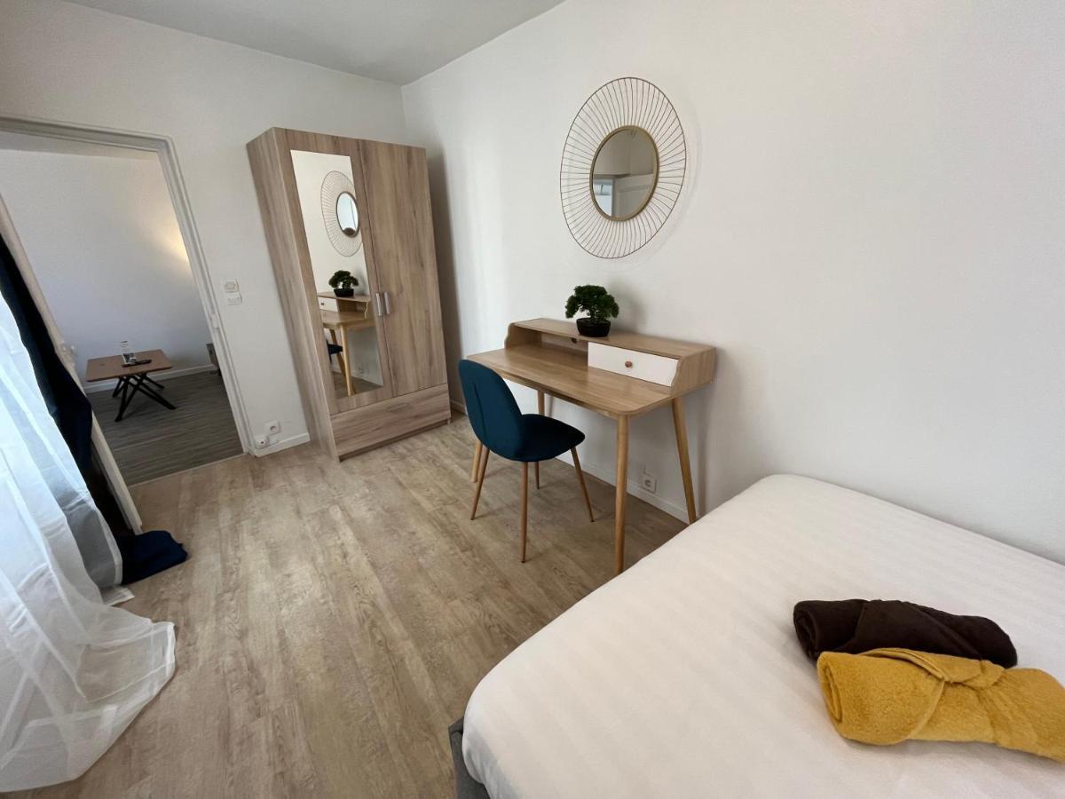 Le Voltaire Apartment Melun Exterior foto
