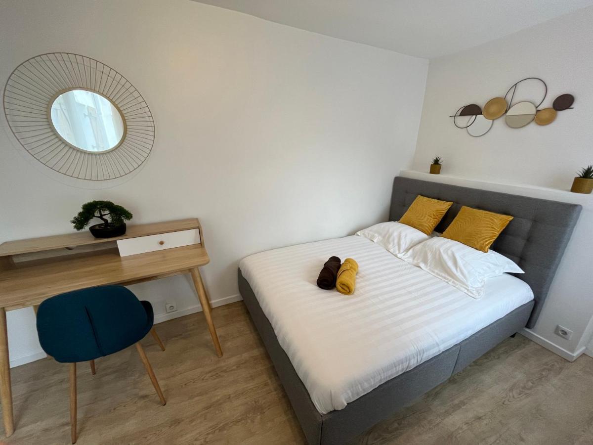 Le Voltaire Apartment Melun Exterior foto